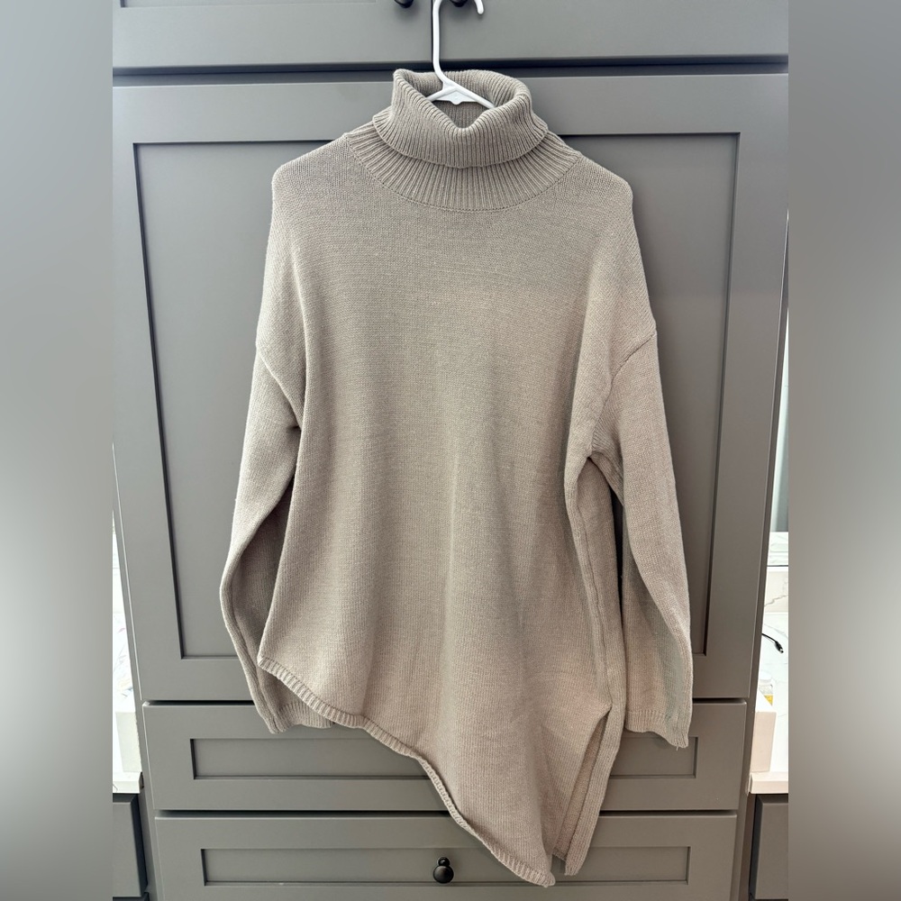 Elegant Cream Turtleneck Sweater